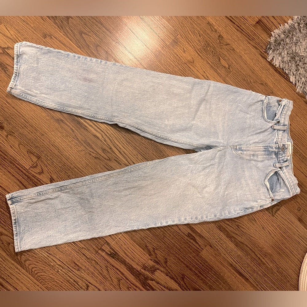 Abercrombie The '90s Straight High Rise Jeans